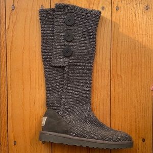 SOLD UGG Woman’s Classic Cardy Boots